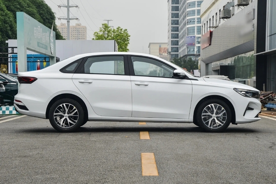 2024 Geely Emgrand HIP 1.5TD-DHT pro Gasoline Cars Multi-link Achtervering EV-bereik