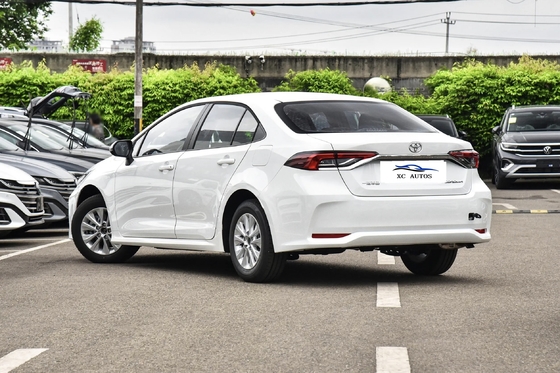 Elektrische bestuurdersstoel aanpassing Toyota Corolla Hybrid Benzine 4x4 Gebruikte auto's in Dubai