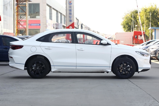 Links stuur Energie SUV BYD E2 Luxe EV Elektrische parkeerrem Chinese elektrische SUV