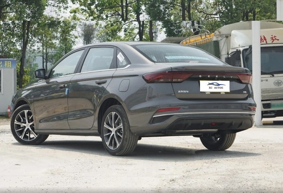 Compacte auto 2023 Gen4 Champion Edition 1.5LCVT Verhoogde versie met banden maat 205/50 R17