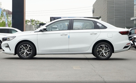 Geely Emgrand 2023 Gen4 Champion Edition 1.5LCVT Luxe Versie 4638*1820*1460 L*W*H mm