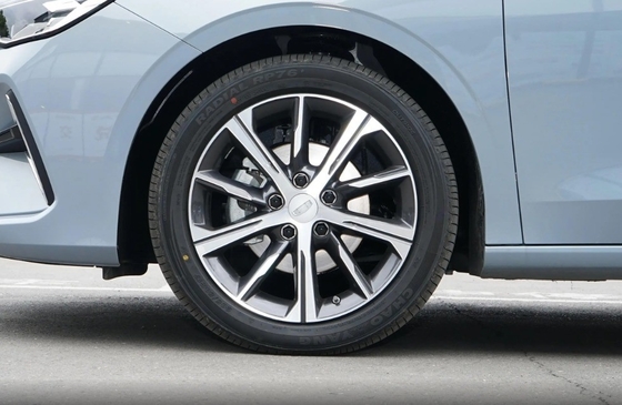 Geely Emgrand 2023 Gen4 Champion Edition 1.5LCVT Flagshp Versie 2500-3000mm wielbasis