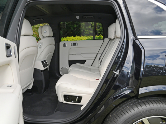 2024 Li L7 Luxe Electric Car 4WD LiXiang L6 Hybrid SUV met Hybrid Fuel Type