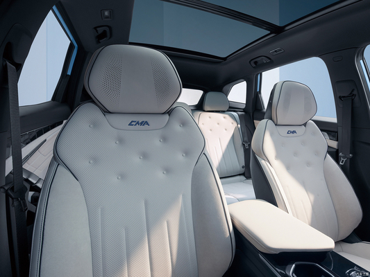 Automatische Geely 1.5TD Raytheon Motor Hybride elektrische voertuigen Geely Boyue L EV met ESC