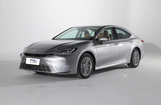 Hot 2023 Toyota Camry Exalted Version 4X4 SUV met 2.0L benzinemotor en accessoires