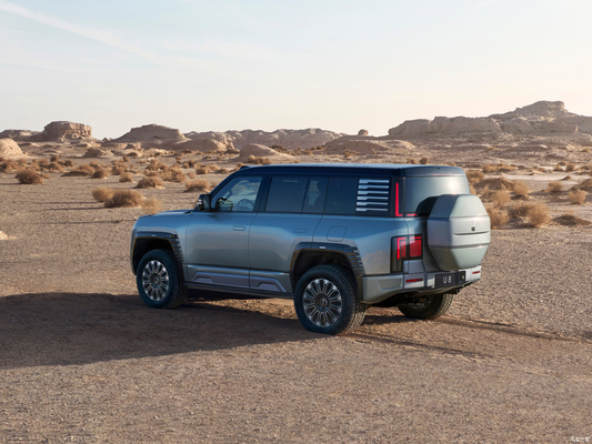 BYD Yangwang U8 Hybrid Car EV SUV Off-road Vehicle voor luxe offroad-opwinding