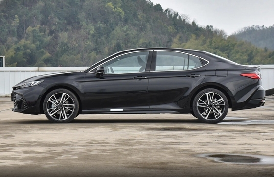 2024 Sport versie Gebruikte Toyota Camry met maximaal koppel Nm 200-300Nm en LED koplamp