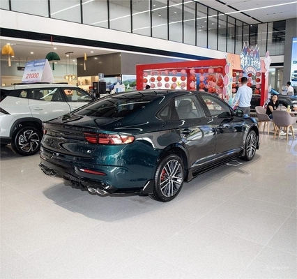 Geely Voorwoord Xingrui 2.0T AMT Luxe Compact Auto Benzinemotor Automatische versnellingsbak Links stuurmotor 2.0T