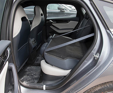 ACC cruise control ingeschakeld BYD Qin Plus Hybride voertuig Dm-I 2024 Sedan carrosserie structuur