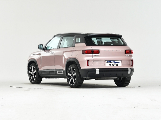 2024 Geely Icon 5 zitplaatsen SUV met 1.5T benzine motor Panorama zonnescherm en LED koplamp