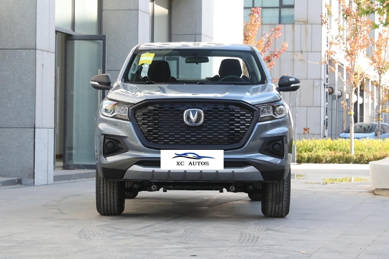 Changan Lantuozhe Automatic Pickup Truck Linksgestuurd met lage kilometertelling 1-25000 mijl