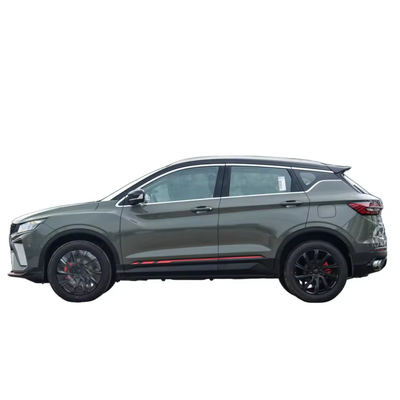 2025 Geely Coolray 5 zitplaatsen SUV Auto met ESC R18 banden grootte en benzine motor