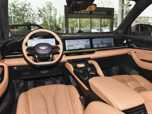 Geely Xingyue L Auto Zhiqin A 2024 Benzinevoertuig met multifunctionele stuurwiel