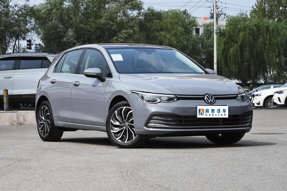 Volkswagen Golf Compact Sedan Gebruikte benzine auto benzine voertuig met carrosserie structuur