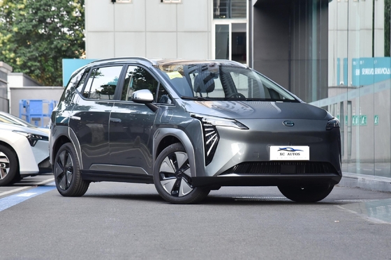 GAC AION Y Sedan EV Car Elektrische auto met touchscreen en elektrische parkeerrem