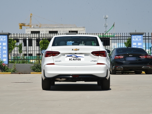 2023 Chevrolet Monza Cruze Hybrid Gebruikte auto's Automatische 4 cilinders 175km/h Motoren