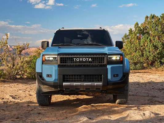 2024 Toyota Prado SUV Auto's Accessoires en benzinemotor met automatische transmissie