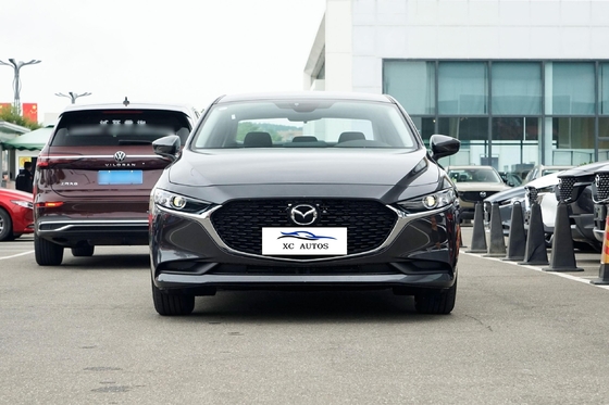 Automatische benzine auto Mazda 3 Axela Compact Sedan met elektrische co-pilot zitplaats aanpassing