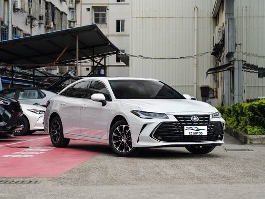 Toyota Avalon luxe auto met 6 airbags en lage kilometertraje 1-25000 mijl in topconditie
