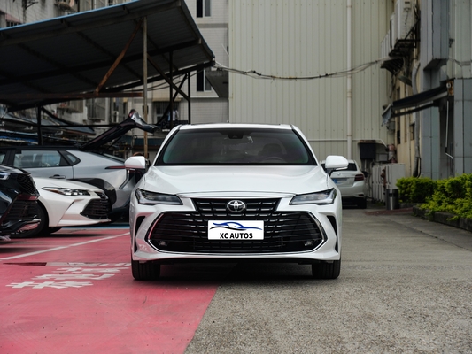 Toyota Avalon luxe auto met 6 airbags en lage kilometertraje 1-25000 mijl in topconditie