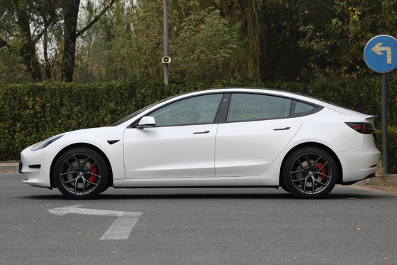 8 maanden oude Tesla Model 3 Gebruikte energie elektrische auto auto met voor 4 achter 4 radar