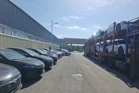 De laagste prijs Chevrolet Monza 2023 1.5 Sedan met Multi-link achtervering op de markt
