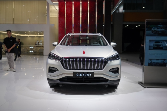 ESC-uitgeruste Hongqi Ehs3 elektrische auto met Euro IV emissie standaard en 407 km bereik