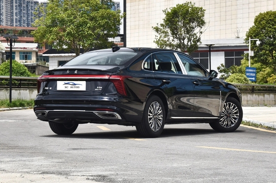 Hongqi H5 Elektrische auto's Gebruikte auto's Hoog snelheid Multi-link Voorophanging Lederset
