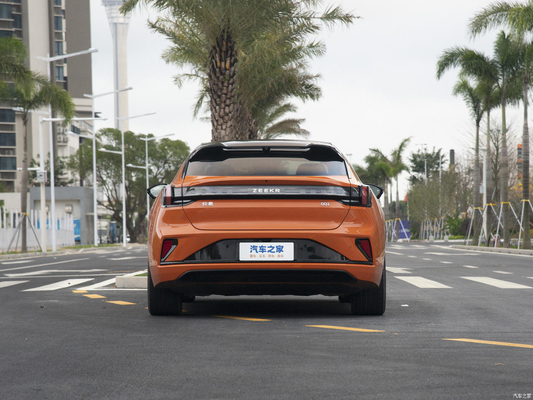 CTLC 675-750km Pure Electric Sedan EV Zeekr 001 2024 Fast Charging High Speed 5 zitplaatsen