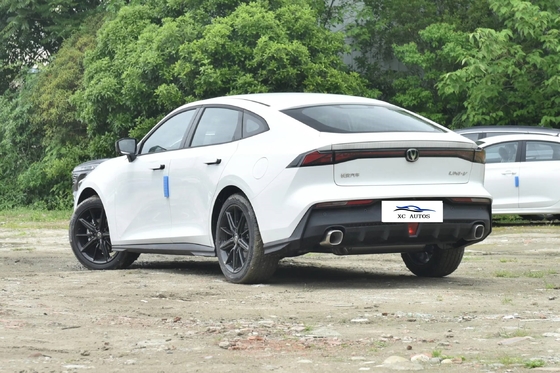 Changan UNI V iDD 1.5t Hybrid De perfecte combinatie van efficiëntie en prestaties
