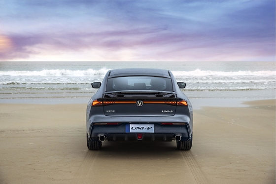 Changan UNI V iDD 1.5t Hybrid De perfecte combinatie van efficiëntie en prestaties