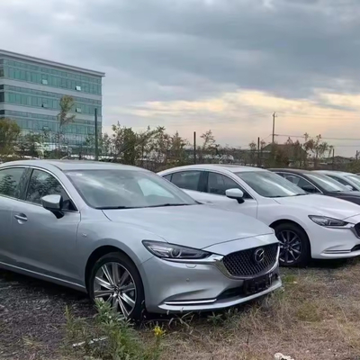 5 zitplaatsen Mazda Atenza Gasoline Car 2WD Sedan met LED koplamp en betaalbaar