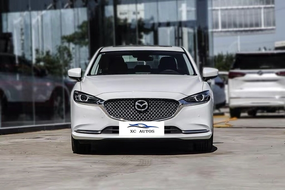 5 zitplaatsen Mazda Atenza Gasoline Car 2WD Sedan met LED koplamp en betaalbaar