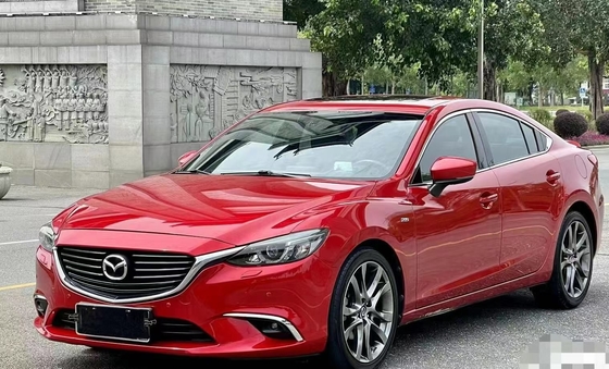 5 zitplaatsen Mazda Atenza Gasoline Car 2WD Sedan met LED koplamp en betaalbaar