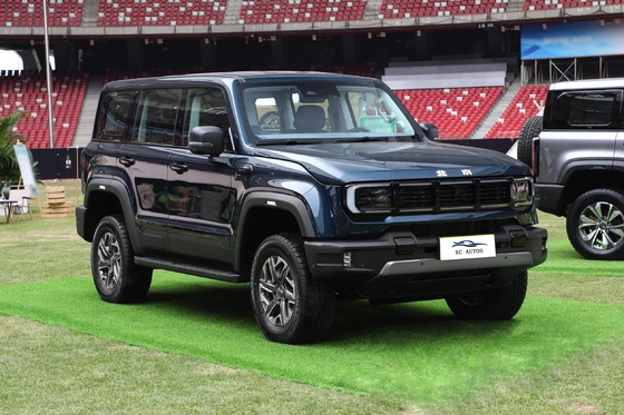 Beijing Bj40 Zonnedak Benzine SUV Auto 2,3t Groot voertuig Gebruikte auto
