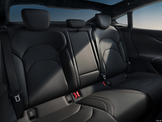 Xiaomi Su7 EV Sedan Sportwagen met Double Wish Bone Front Suspension voor een geweldige prijs