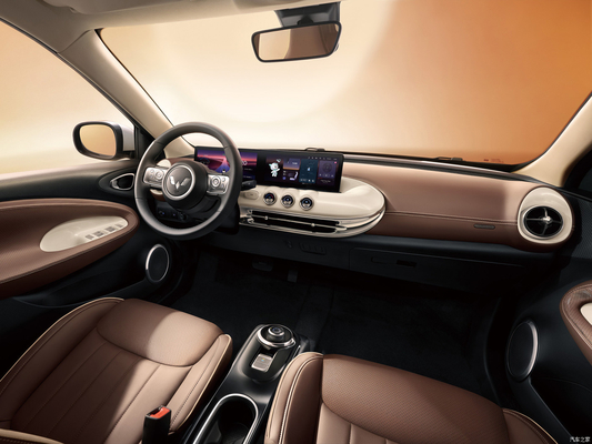 Wuling Bingo EV Car Hatchback met elektrische bestuurdersstoel aanpassing R15 bandgrootte