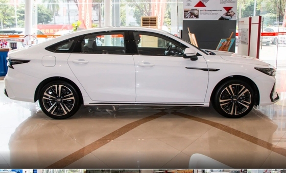 2023 Chery ARRIZO 8 Chi Compact Car Benzine 7-speed Dual Clutch 2.0T 254hp L4 gemaakt