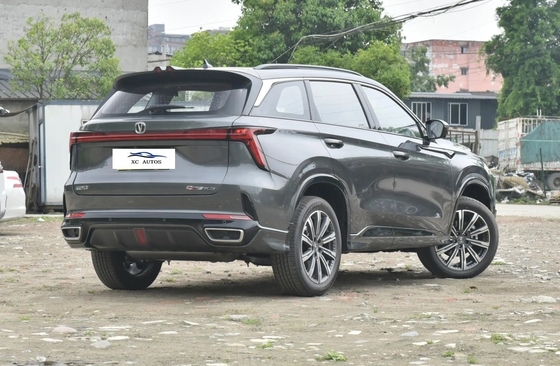 Multifunctioneel stuur 2023 CHANGAN CS75 PLUS 3e generatie 2.0T Automatische compacte SUV