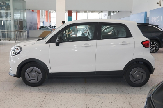 Elektrische parkeerrem Leapmotor T03 Auto SUV Voertuig Hybride brandstof Automobil Gebruikt Echt