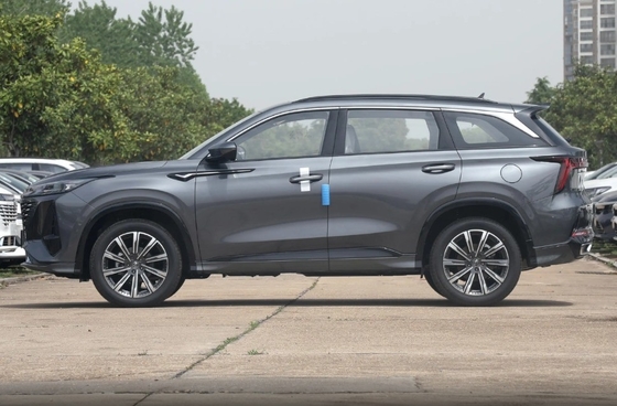Chongqing CHANGAN CS75 PLUS Petrol Compact SUV 2023 3e generatie Automatic Deluxe Ver. 1.5T 188hp L4 LED koplamp