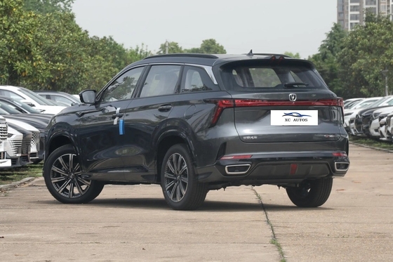 Chongqing CHANGAN CS75 PLUS Petrol Compact SUV 2023 3e generatie Automatic Deluxe Ver. 1.5T 188hp L4 LED koplamp