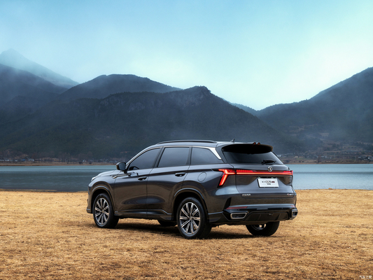 Chang'an Cs75 Plus Benzine SUV Links stuur 150-200p Maximum Power Ledersitjes
