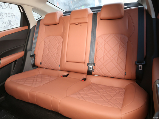 Changan Qiyuan A05 EV Sedan Hybrid Car Grote waarde en 5 deuren 5 zitplaatsen carrosserie structuur