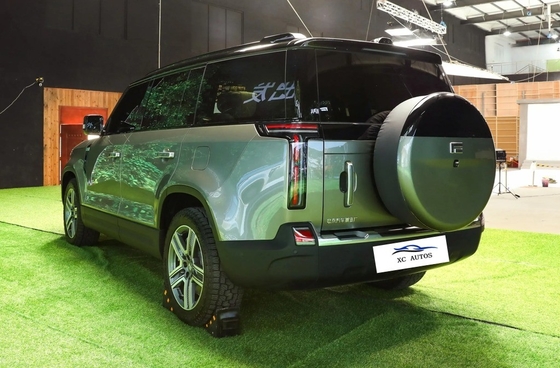 Ervaar de toekomst van het rijden met de ROX 01 REEV 2023 AWD 6-zits middelgrote SUV
