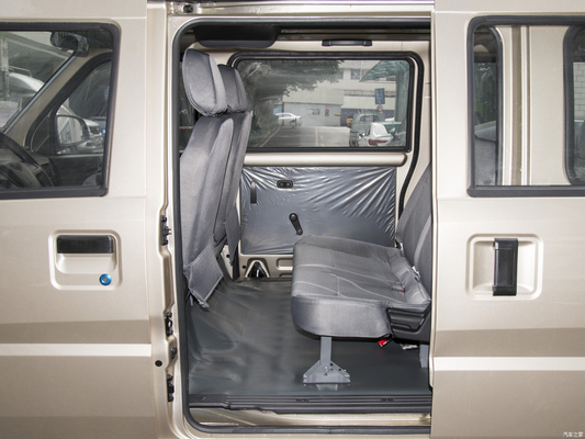 Wuling Rongguang benzine benzine bus met ABS en handmatige co-piloot zitplaats aanpassing