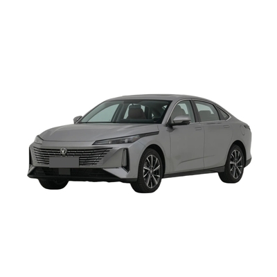 Leerstoelen Changan Eado Linksgevoelige Sedan 5 stoelen met 1,4t 1,6l motor Benzine auto