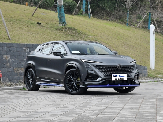 Changan Uni-T 1.5T 2.0T 188HP 138KW 300NM Gas/Benzin Compact SUV met Panorama Sunroof