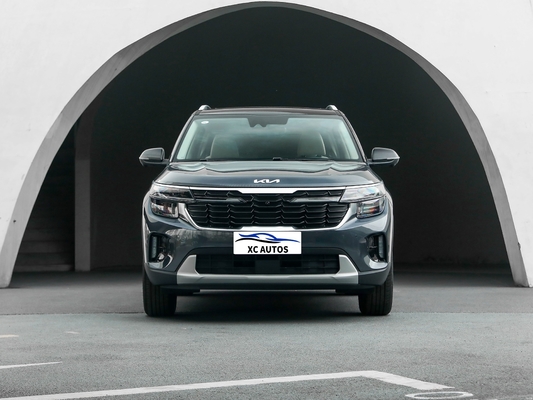2023 Kia Seltos Benzine Gebruikte auto's Auto's met zonnedak en Euro VI emissie standaard