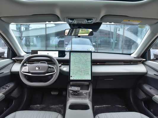 2023 Changan Yida Gdi Dct Flagship Model 5 Seat Sedan met 1.5T motor en LED camera